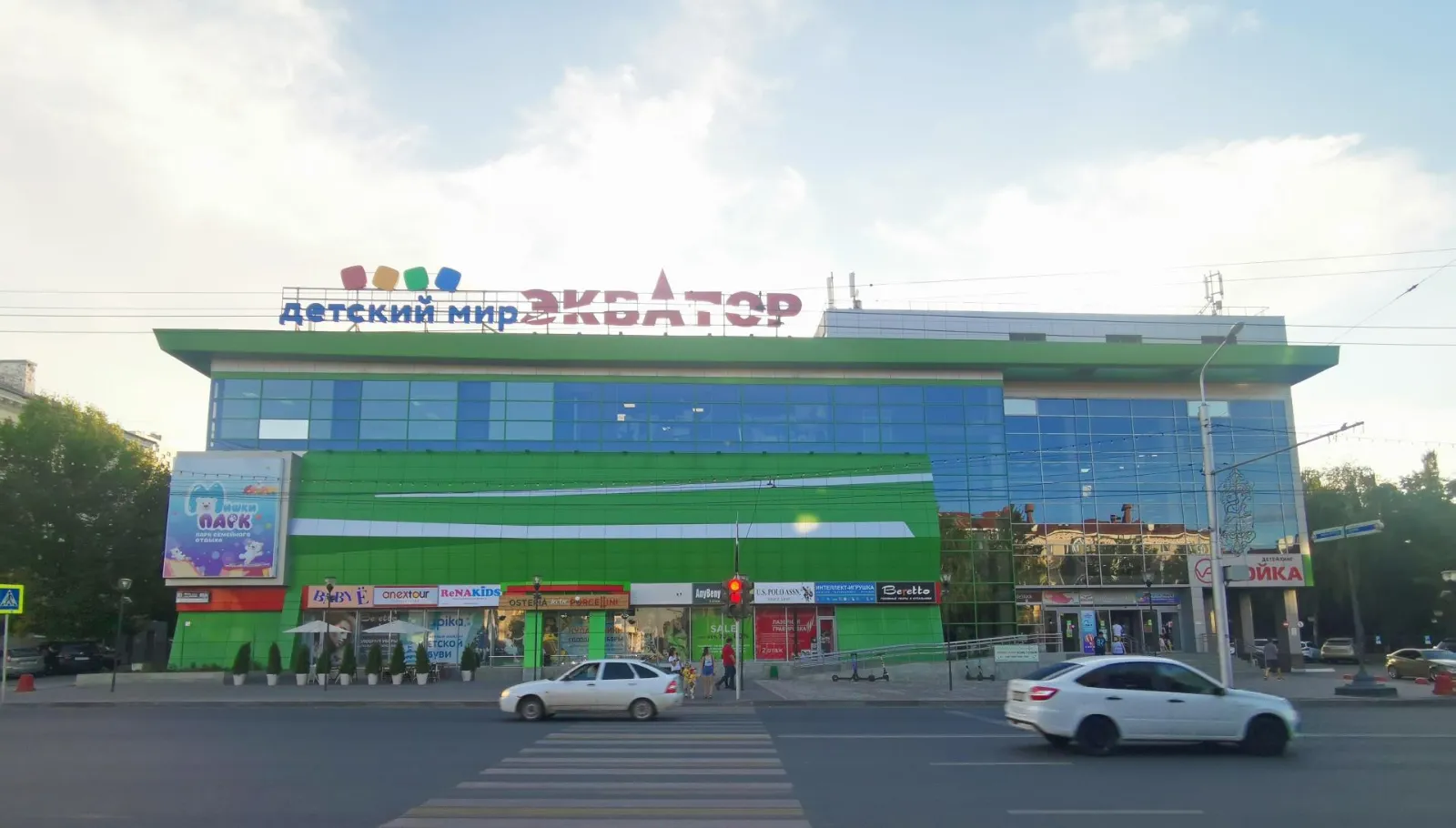 Помещение 49 м2 в ТЦ по ул. Ленина