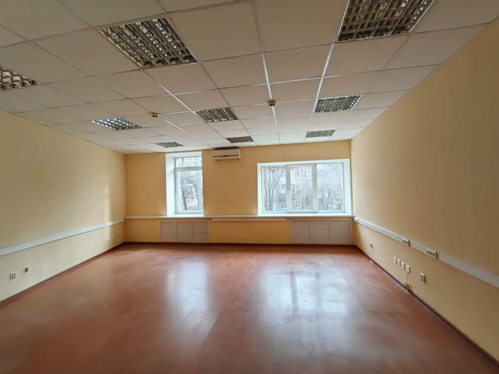 Офис 452 кв.м. в геогр.центре кабинеты