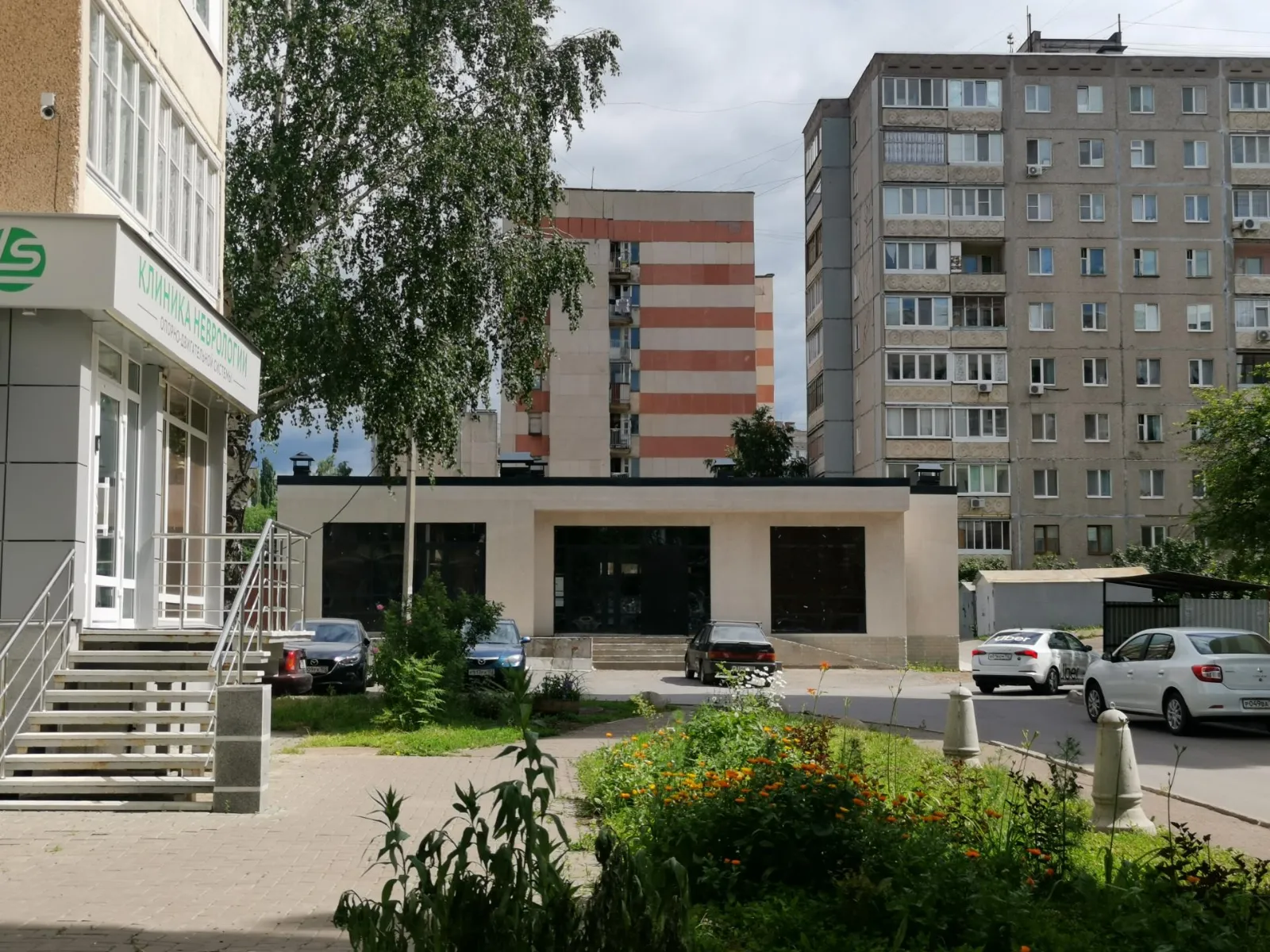 Свободного назначения 420 м2 школа МВД 24/7