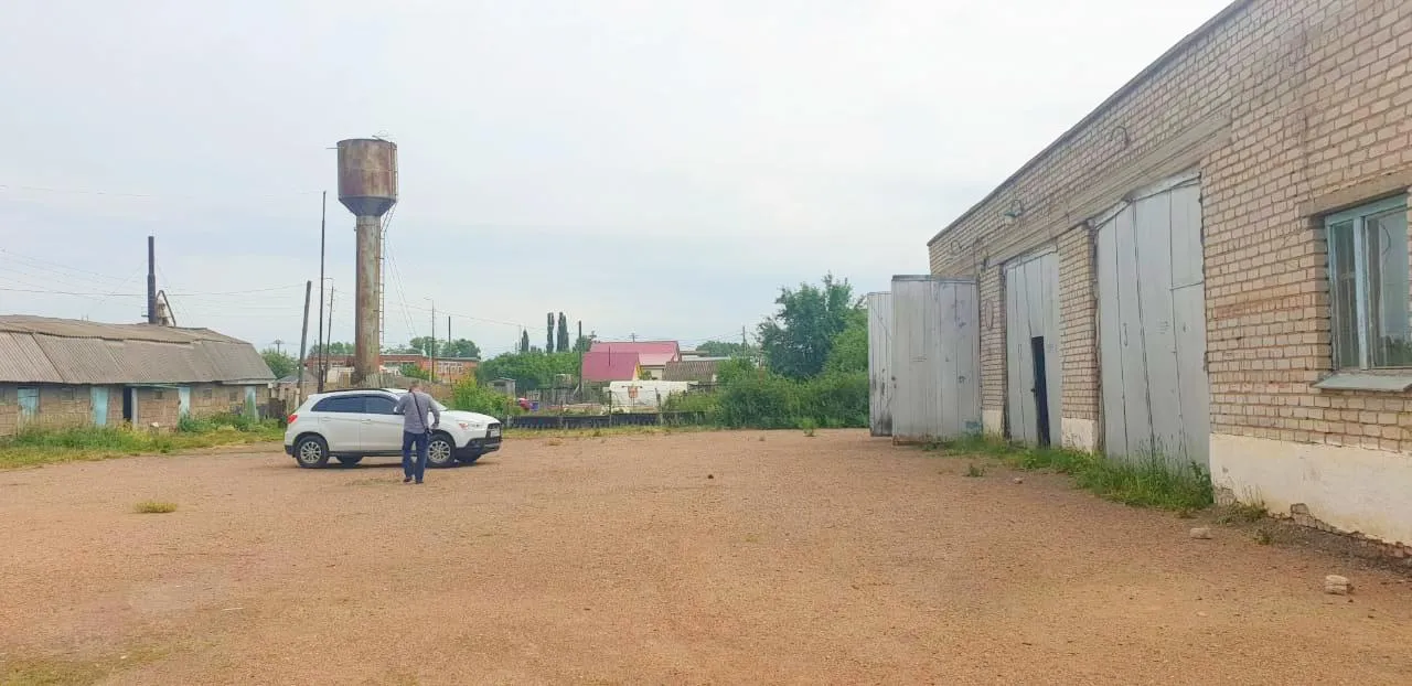 Склад, 717 м²