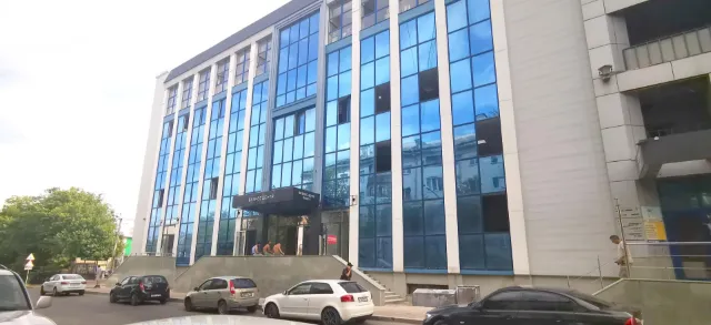 Офисное здание на Пр.Октября