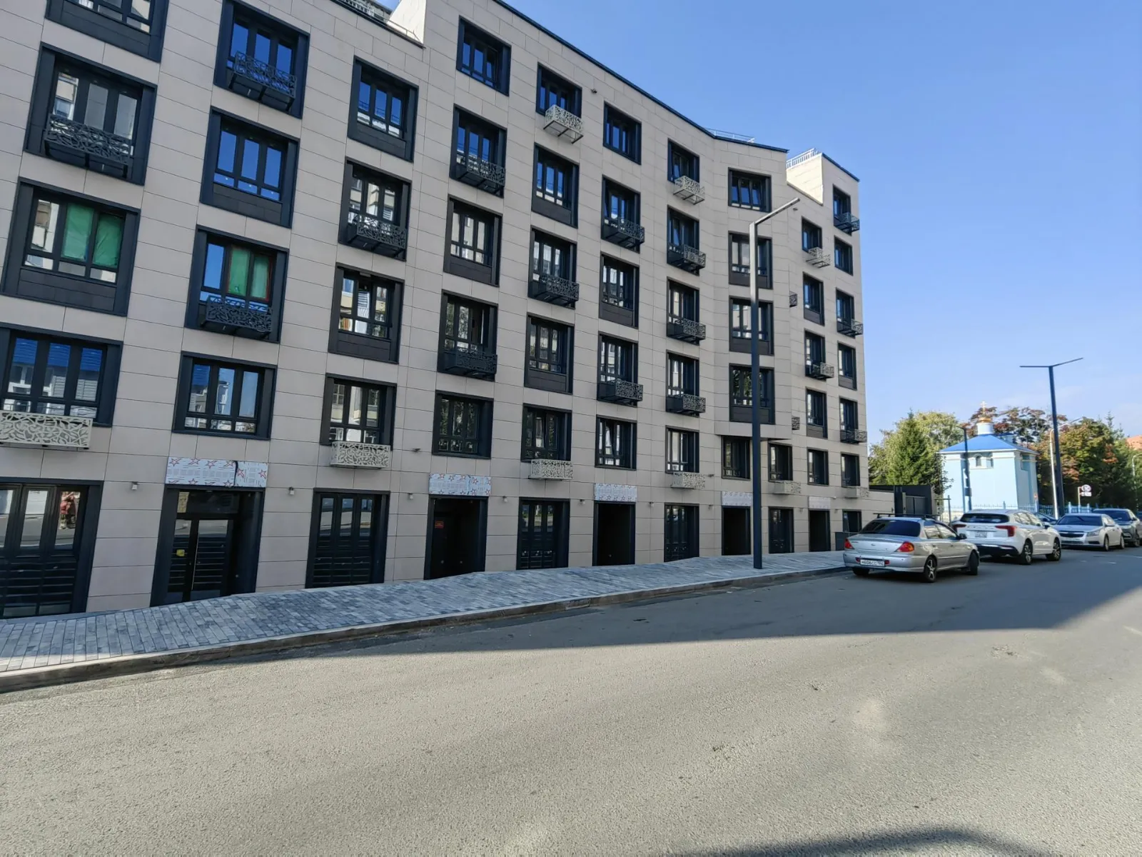 Светлое торговое помещение в новом ЖК 102 м2