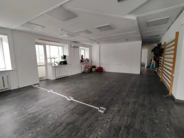 Офис 250 м²,2 уровня,1я линия,центр,отдельный вход