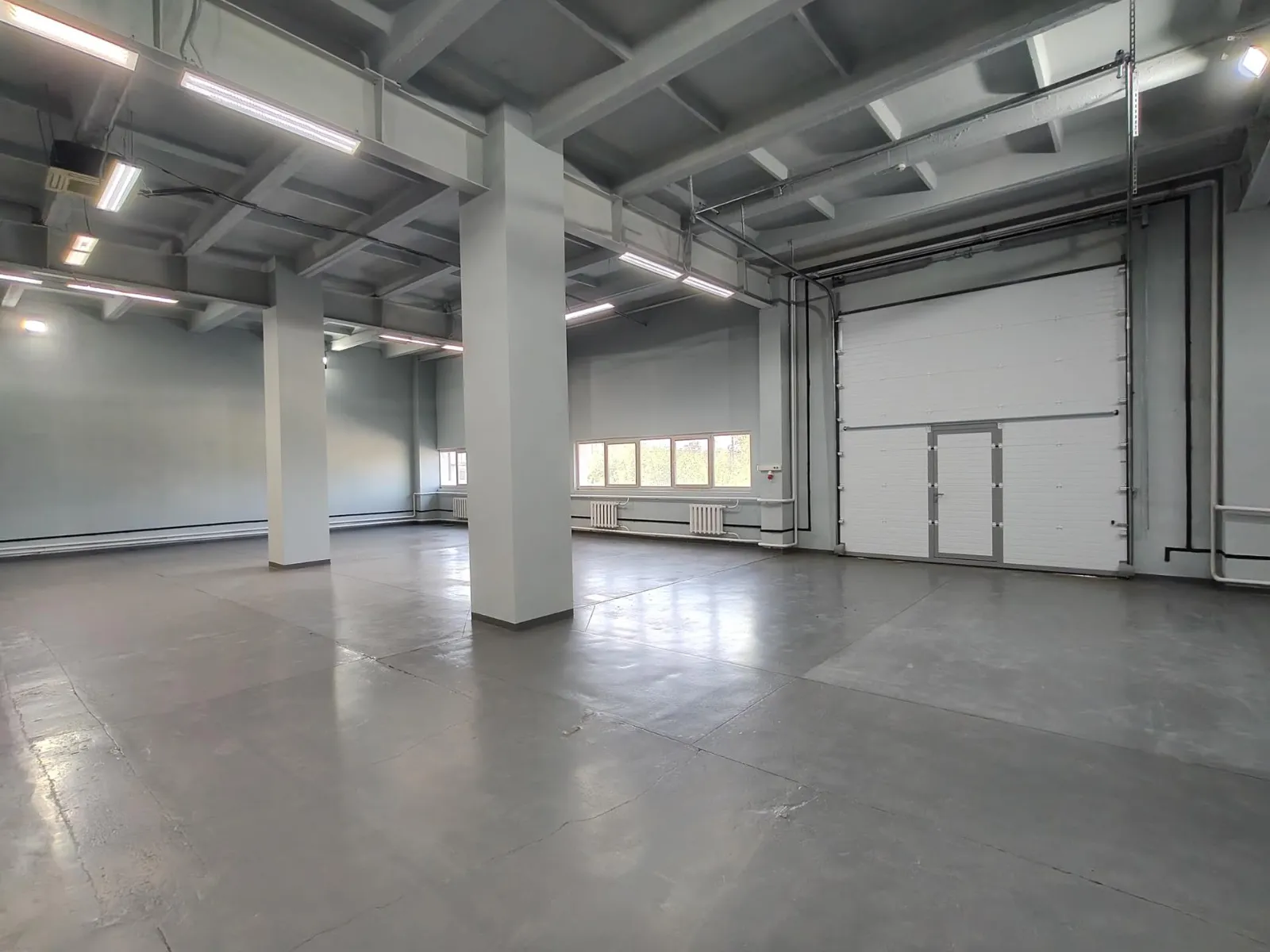 Склад‑производство 340 м², 1 эт.,теплое, ворота