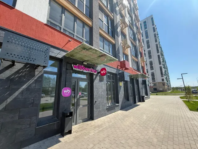 Помещение 58 м2 с арендатором в мкрн. Яркий