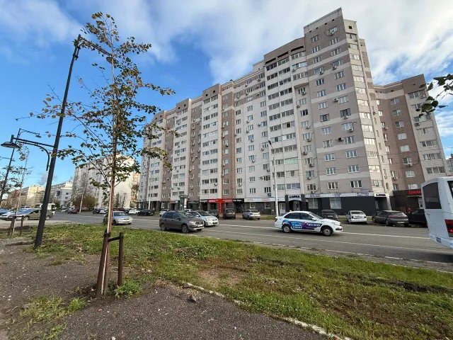 Торговое помещение на оживленном перекрестке 90 м2