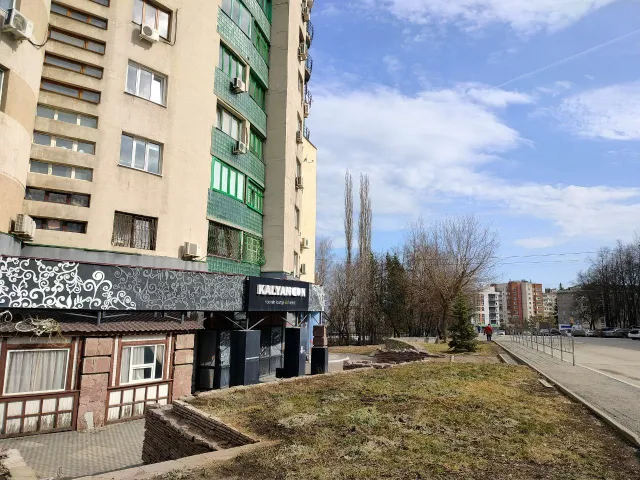 186 м2 под общепит или торговлю на Проспекте