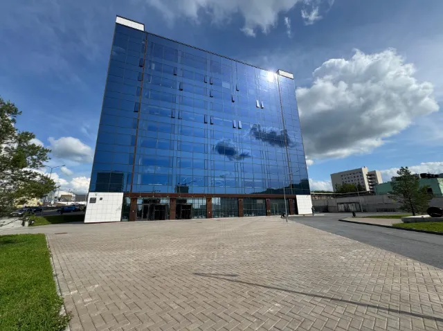 Офис 350 м², БЦ класс А, 4,5 м, 6 лифтов, парковка