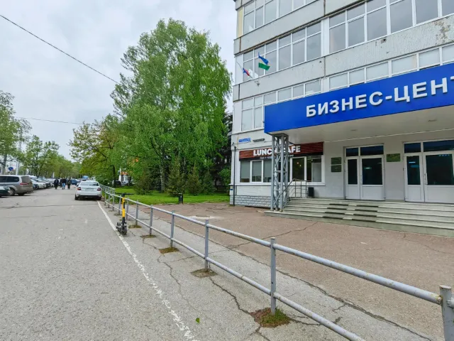 Офис с мебелью 740 м2 на первом этаже Пр.Октября