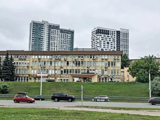 Аренда 55 м² пр.С.Юлаева доступ 24/7, витраж