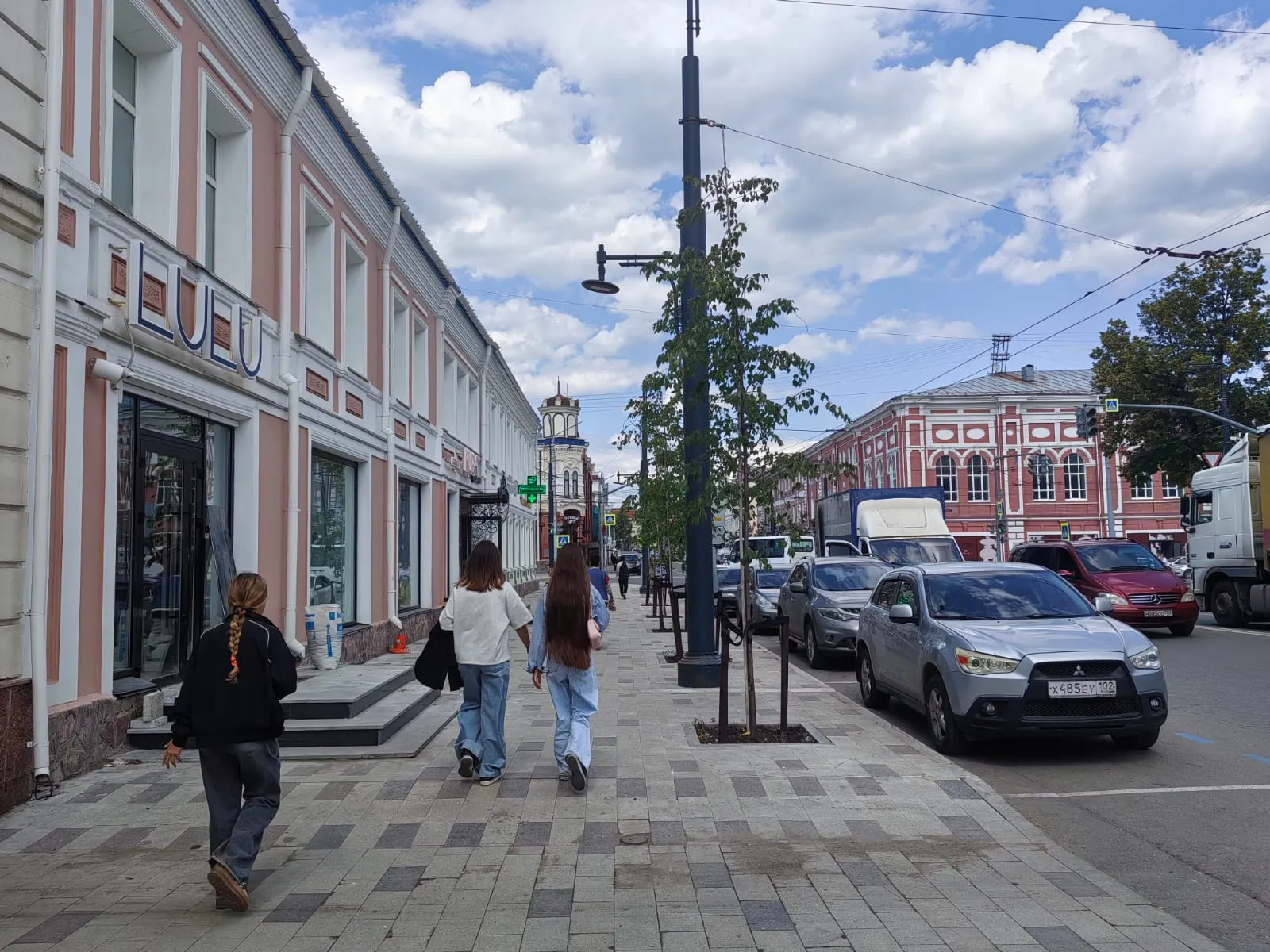 Торговое/услуги 498 м², центр, красная линия